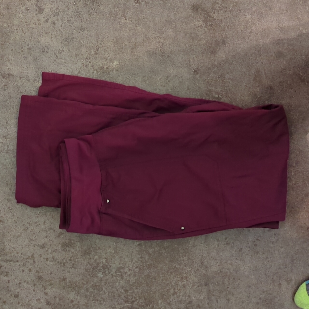 Maroon Yoga Waist Scrub Pants